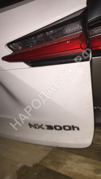 Фонарь задний внутренний правый Lexus NX 200/300H 2014> 