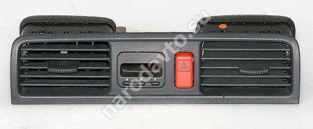 Дефлектор воздушный в торпедо Honda CR-V 1996-2002 