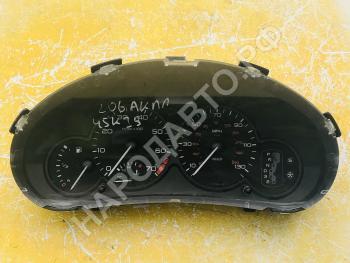 Панель (щиток) приборов Peugeot 206 1998-2012 9645098080