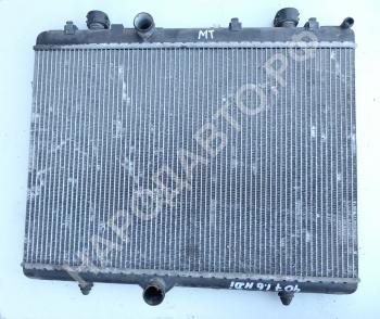 Радиатор двигателя МКПП Citroen Xsara Picasso 1999-2010 9645586780 ETP10069