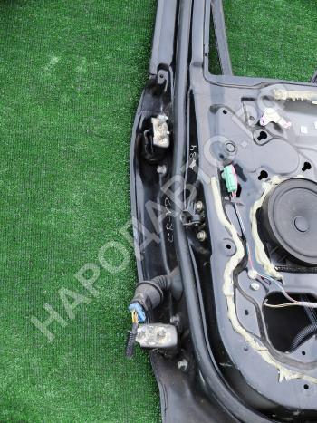 Петли двери задней правой (к-кт) Honda CR-V 2002-2006 67920SCAE01ZZ 67910S5A003ZZ